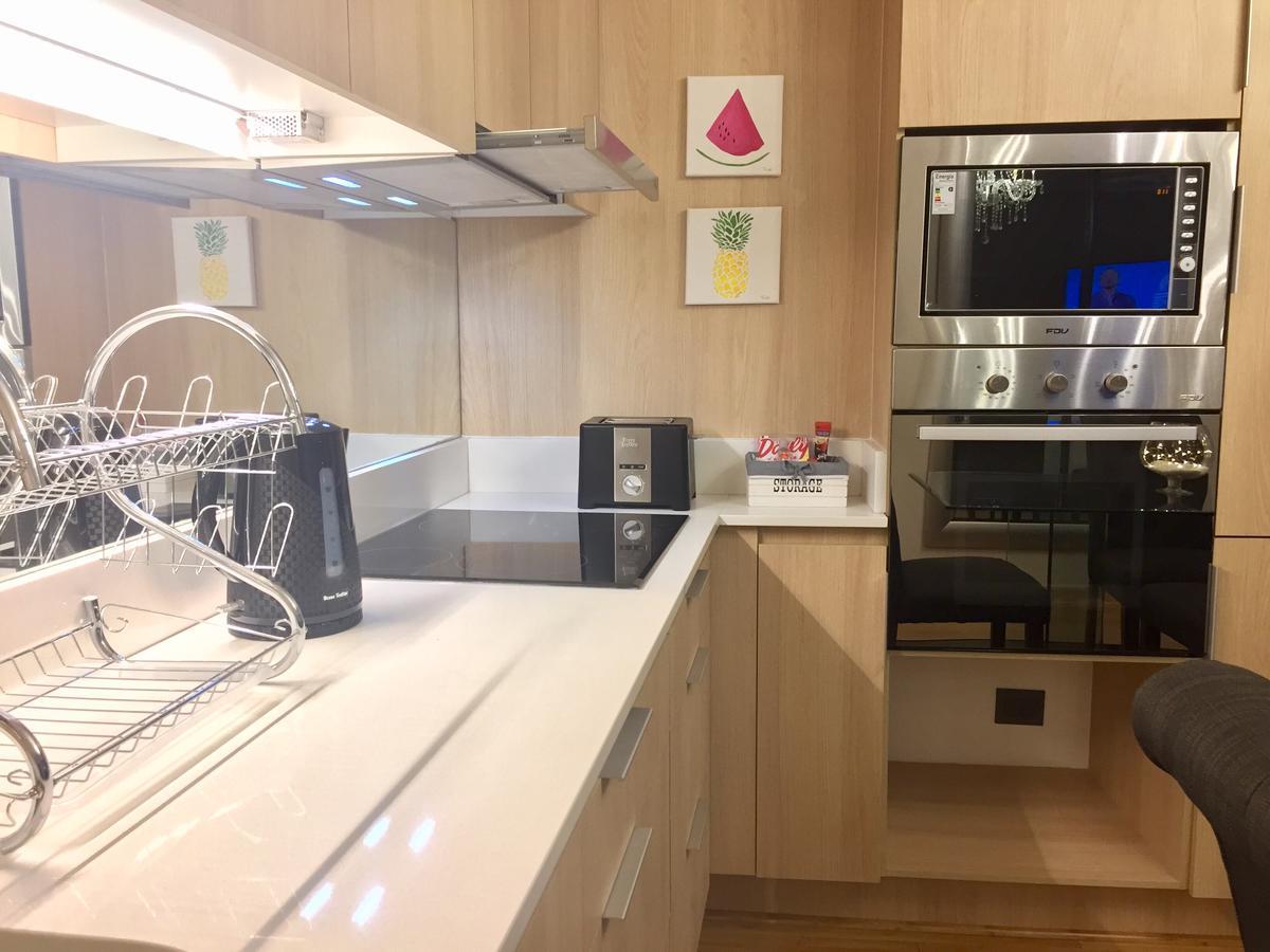 Apartamentos El Golf Las Condes Сантяго Екстериор снимка